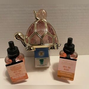 BBW Turtle with Snail Wallflower Plug In & 2 refills NWT’s